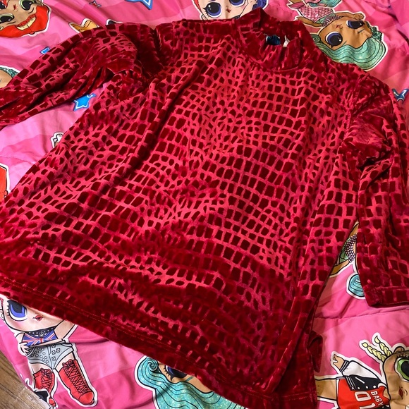 Vintage red velvet turtleneck - Picture 2 of 7